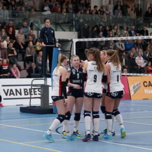 Dames 1 walst over talenten