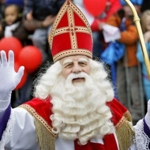 Sint bezoekt De Basis