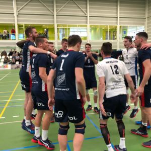 Heren pakken nipt eerste overwinning in Kampioenspoule