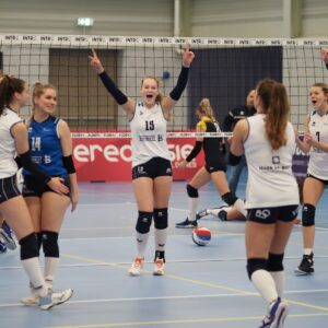 Dames plaatsen zich voor Kampioenspoule