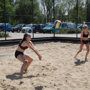 3 april: beachtoernooi Sliedrecht Sport C/CMV6