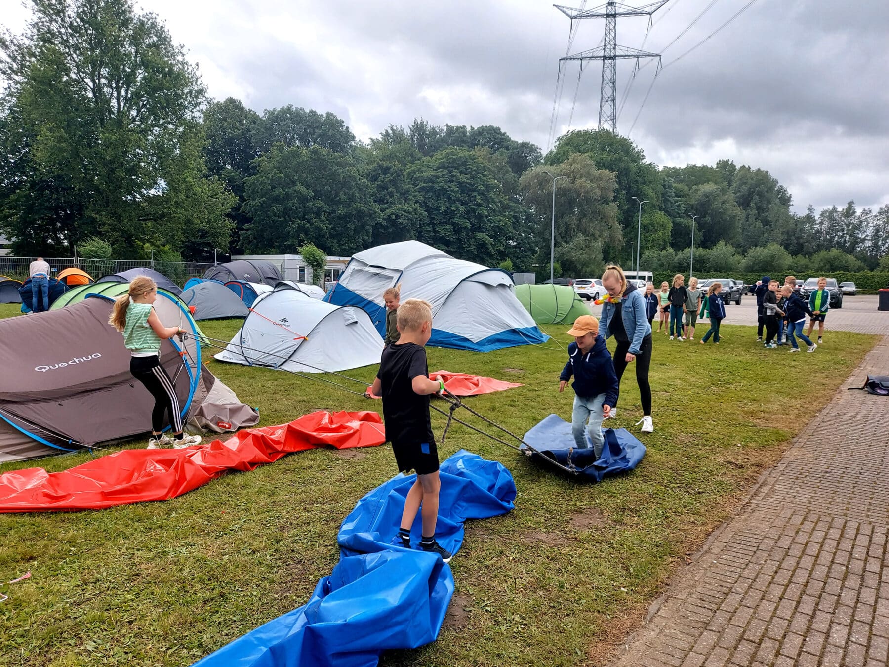 Beetje nat, maar super gezellig: Tentenkamp 2024